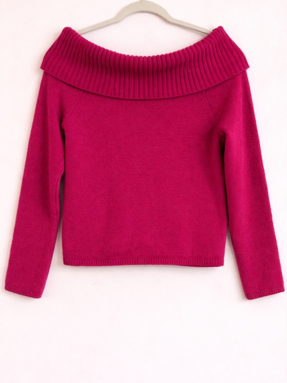 Old Navy Pink Off-The-Shoulder Sweater Size Small